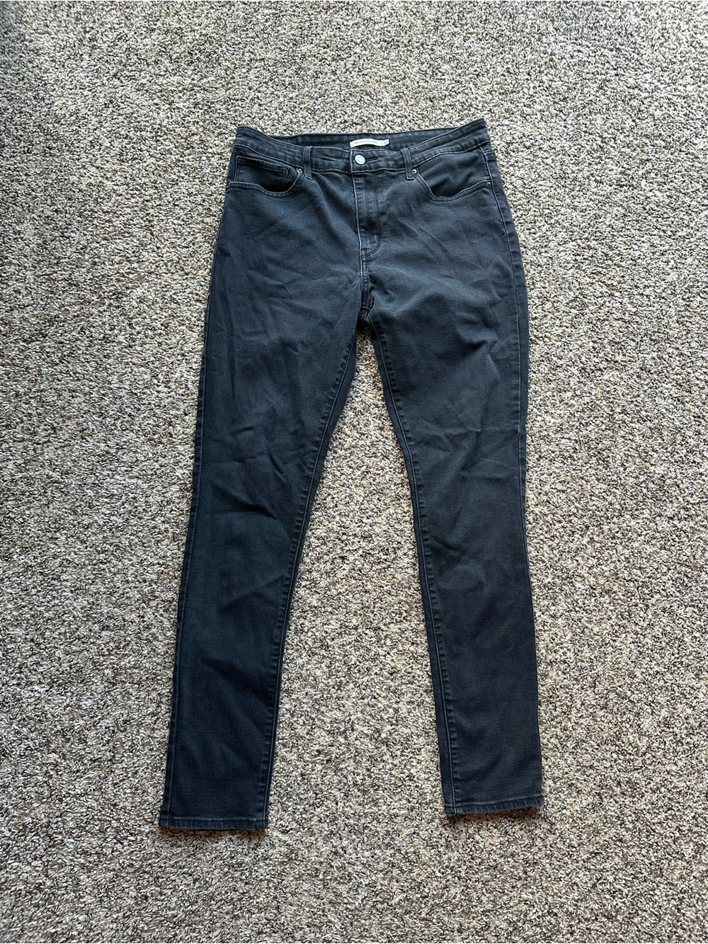 Levi’s 721 Black High Rise Skinny Jean size 32
